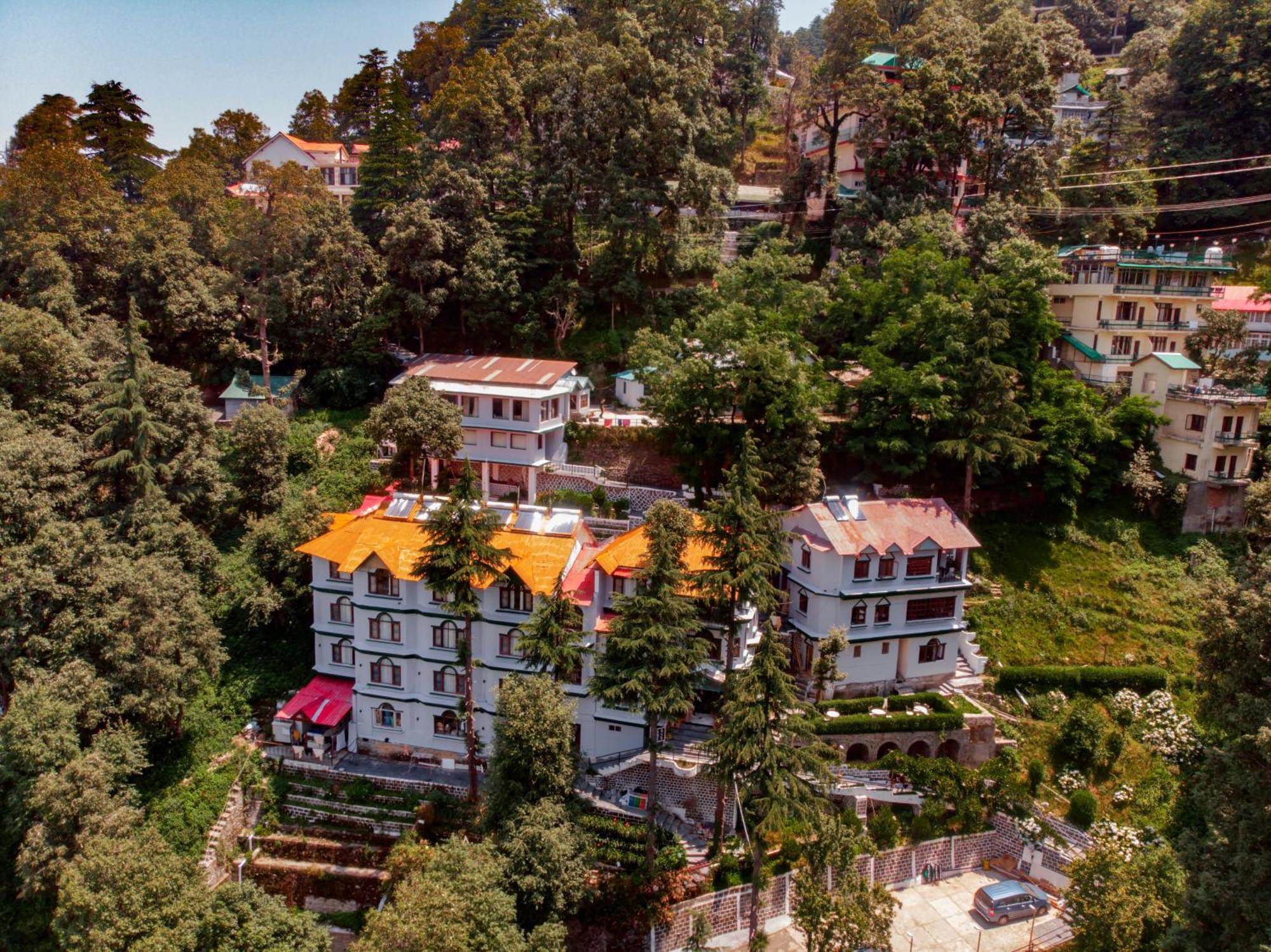 Vilasa Lall Ji Resort Далхаузи Экстерьер фото