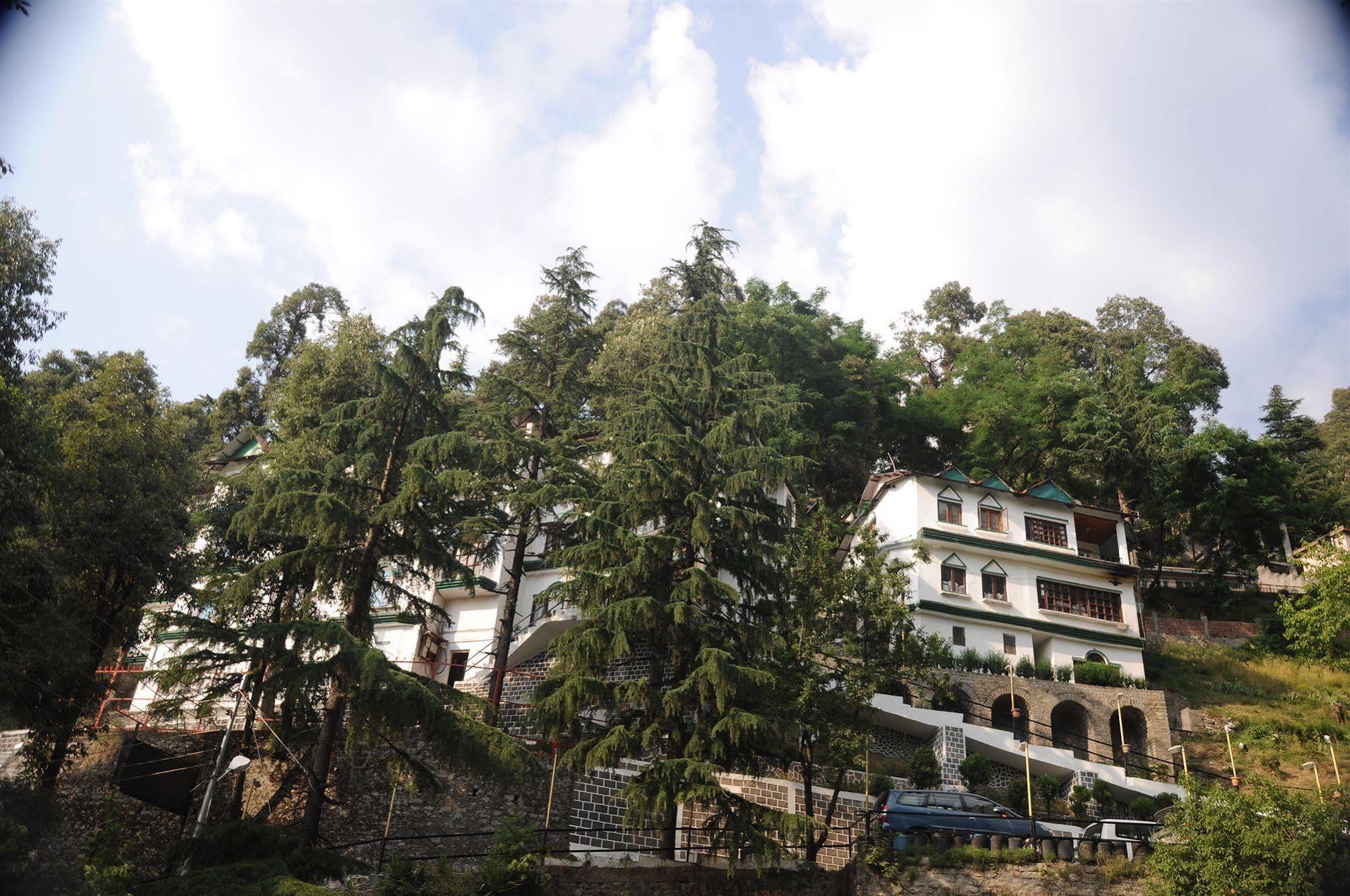 Vilasa Lall Ji Resort Далхаузи Экстерьер фото